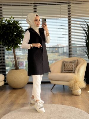 16-1098 Çiçek Kapitone Desen Çıtçıtlı Yelek Siyah
