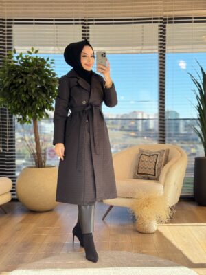 19-1113 Çiçek Kapitone Nakışlı Trenç Siyah