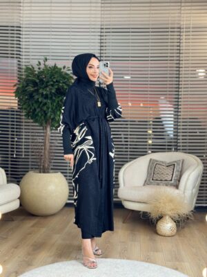6159 Kolları Trikolu Arkası Desenli Abaya Siyah