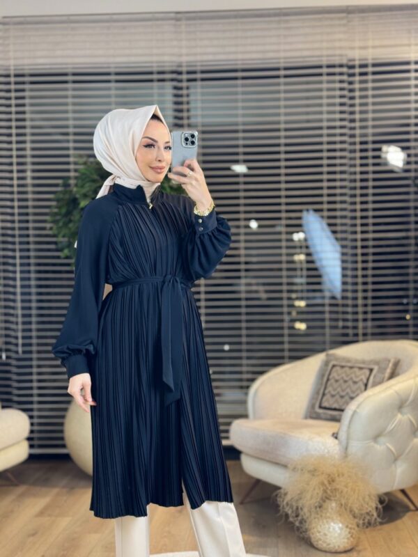 9242 Piliseli Önden Fermuarlı Kap Siyah