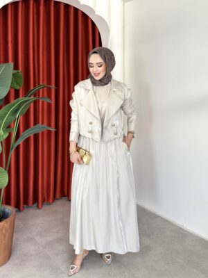 Nida Elbise Bej